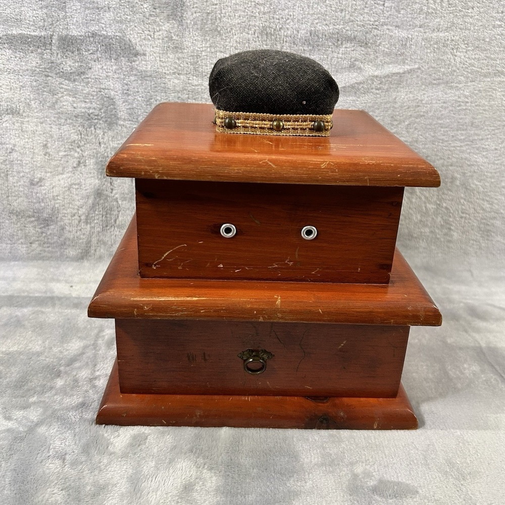 Antique Shaker Style Wooden Sewing Box‎ Drawer Spool Holders Pincushion